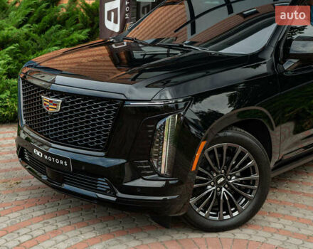 Чорний Каділак Ескалейд, об'ємом двигуна 6.2 л та пробігом 1 тис. км за 204000 $, фото 17 на Automoto.ua