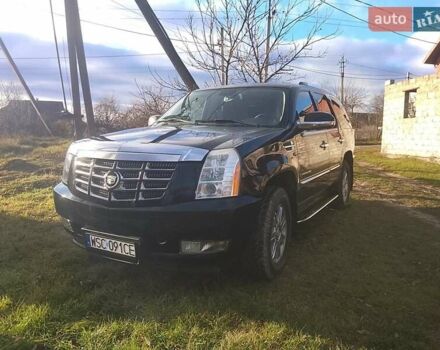 Черный Кадиллак Эскалейд, объемом двигателя 6.2 л и пробегом 230 тыс. км за 8900 $, фото 1 на Automoto.ua