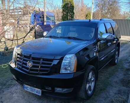 Чорний Каділак Ескалейд, об'ємом двигуна 6.2 л та пробігом 250 тис. км за 14500 $, фото 1 на Automoto.ua