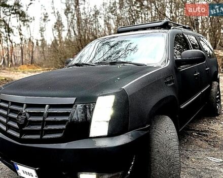 Черный Кадиллак Эскалейд, объемом двигателя 6.2 л и пробегом 253 тыс. км за 15500 $, фото 1 на Automoto.ua