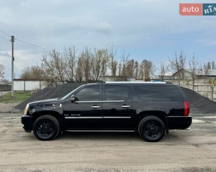 Черный Кадиллак Эскалейд, объемом двигателя 0 л и пробегом 256 тыс. км за 13300 $, фото 1 на Automoto.ua