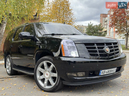 Кадиллак Эскалейд 2008 в Виннице на Automoto.ua Черный Кадиллак Эскалейд, объемом двигателя 6.2 л и пробегом 250 тыс. км за 15950 $, фото 1 на Automoto.ua