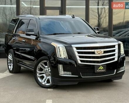 Черный Кадиллак Эскалейд, объемом двигателя 6.16 л и пробегом 168 тыс. км за 35500 $, фото 1 на Automoto.ua