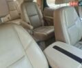 Червоний Каділак Ескалейд, об'ємом двигуна 6.2 л та пробігом 174 тис. км за 19800 $, фото 1 на Automoto.ua