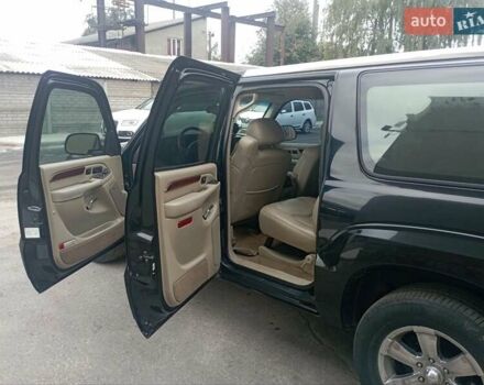 Кадиллак Эскалейд, объемом двигателя 6 л и пробегом 261 тыс. км за 10500 $, фото 14 на Automoto.ua