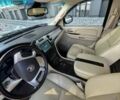 Кадиллак Эскалейд, объемом двигателя 6.2 л и пробегом 260 тыс. км за 13950 $, фото 6 на Automoto.ua