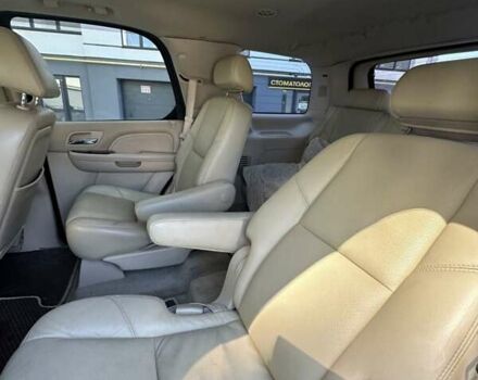Кадиллак Эскалейд, объемом двигателя 6.2 л и пробегом 260 тыс. км за 13950 $, фото 11 на Automoto.ua