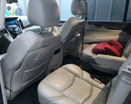 Каділак Ескалейд, об'ємом двигуна 6.2 л та пробігом 119 тис. км за 26500 $, фото 5 на Automoto.ua