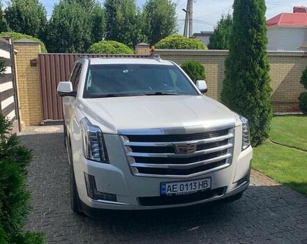 Каділак Ескалейд, об'ємом двигуна 6.2 л та пробігом 85 тис. км за 40000 $, фото 2 на Automoto.ua