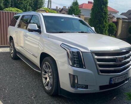 Каділак Ескалейд, об'ємом двигуна 6.2 л та пробігом 85 тис. км за 40000 $, фото 3 на Automoto.ua