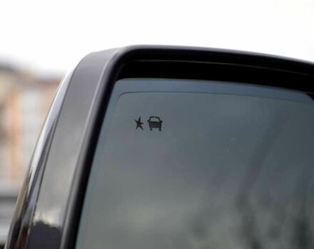 Каділак Ескалейд, об'ємом двигуна 6.2 л та пробігом 165 тис. км за 37500 $, фото 21 на Automoto.ua