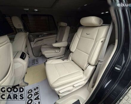 Каділак Ескалейд, об'ємом двигуна 6.2 л та пробігом 41 тис. км за 112000 $, фото 23 на Automoto.ua