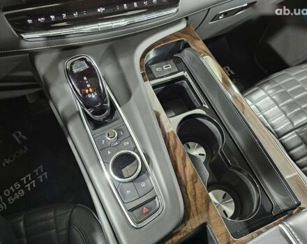 Кадиллак Эскалейд, объемом двигателя 6.2 л и пробегом 34 тыс. км за 119999 $, фото 28 на Automoto.ua