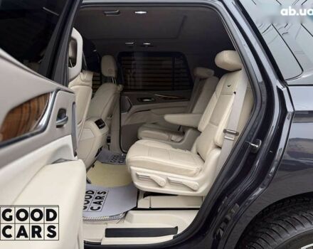 Каділак Ескалейд, об'ємом двигуна 6.2 л та пробігом 41 тис. км за 112000 $, фото 22 на Automoto.ua