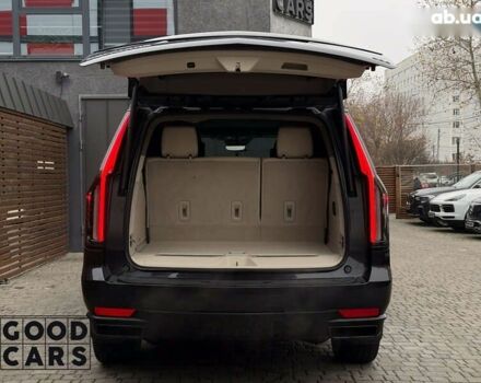 Каділак Ескалейд, об'ємом двигуна 6.2 л та пробігом 41 тис. км за 112000 $, фото 6 на Automoto.ua