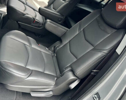 Серый Кадиллак Эскалейд, объемом двигателя 6.16 л и пробегом 67 тыс. км за 41900 $, фото 26 на Automoto.ua