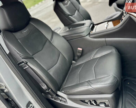 Серый Кадиллак Эскалейд, объемом двигателя 6.16 л и пробегом 67 тыс. км за 41900 $, фото 36 на Automoto.ua