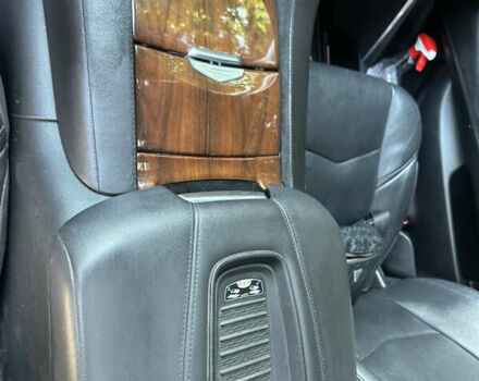 Серый Кадиллак Эскалейд, объемом двигателя 6.16 л и пробегом 174 тыс. км за 47500 $, фото 16 на Automoto.ua