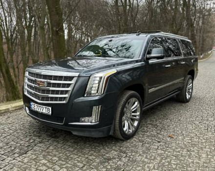 Серый Кадиллак Эскалейд, объемом двигателя 6.16 л и пробегом 176 тыс. км за 49500 $, фото 1 на Automoto.ua
