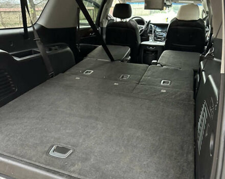 Серый Кадиллак Эскалейд, объемом двигателя 6.16 л и пробегом 176 тыс. км за 49500 $, фото 21 на Automoto.ua