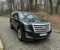 Серый Кадиллак Эскалейд, объемом двигателя 6.16 л и пробегом 176 тыс. км за 49500 $, фото 3 на Automoto.ua