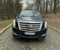 Серый Кадиллак Эскалейд, объемом двигателя 6.16 л и пробегом 176 тыс. км за 49500 $, фото 2 на Automoto.ua