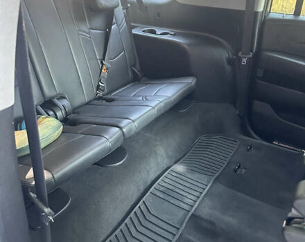 Серый Кадиллак Эскалейд, объемом двигателя 6.16 л и пробегом 174 тыс. км за 47500 $, фото 22 на Automoto.ua