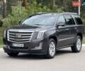 Сірий Каділак Ескалейд, об'ємом двигуна 6.16 л та пробігом 97 тис. км за 49999 $, фото 2 на Automoto.ua