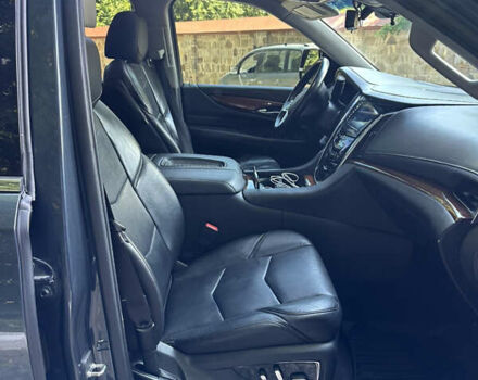 Серый Кадиллак Эскалейд, объемом двигателя 6.16 л и пробегом 174 тыс. км за 47500 $, фото 25 на Automoto.ua