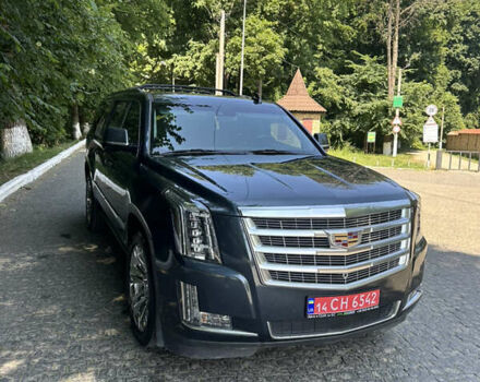 Серый Кадиллак Эскалейд, объемом двигателя 6.16 л и пробегом 174 тыс. км за 47500 $, фото 7 на Automoto.ua