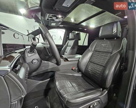 Серый Кадиллак Эскалейд, объемом двигателя 6.2 л и пробегом 34 тыс. км за 119999 $, фото 22 на Automoto.ua