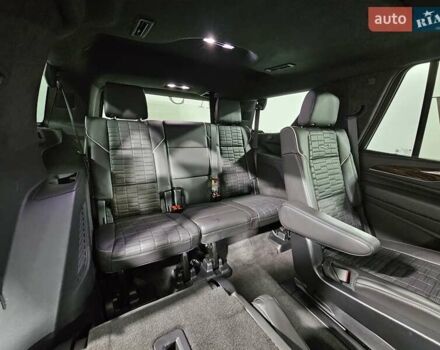 Серый Кадиллак Эскалейд, объемом двигателя 6.2 л и пробегом 34 тыс. км за 119999 $, фото 6 на Automoto.ua