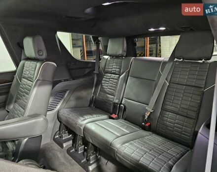 Серый Кадиллак Эскалейд, объемом двигателя 6.2 л и пробегом 34 тыс. км за 119999 $, фото 13 на Automoto.ua