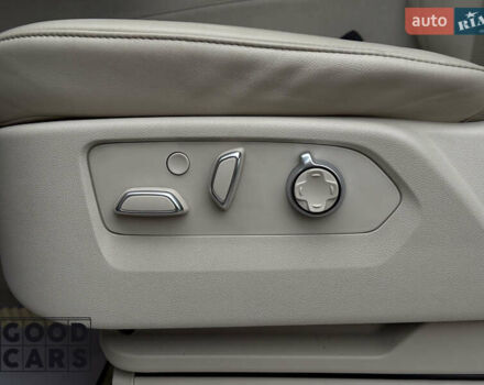 Серый Кадиллак Эскалейд, объемом двигателя 6.16 л и пробегом 41 тыс. км за 112000 $, фото 20 на Automoto.ua