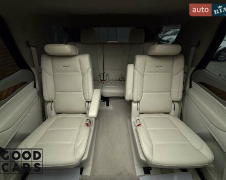 Серый Кадиллак Эскалейд, объемом двигателя 6.16 л и пробегом 41 тыс. км за 112000 $, фото 38 на Automoto.ua