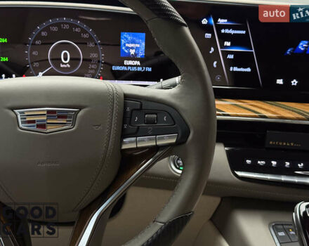 Серый Кадиллак Эскалейд, объемом двигателя 6.16 л и пробегом 41 тыс. км за 112000 $, фото 30 на Automoto.ua