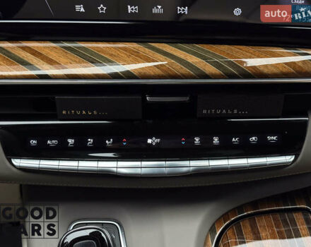 Серый Кадиллак Эскалейд, объемом двигателя 6.16 л и пробегом 41 тыс. км за 112000 $, фото 33 на Automoto.ua