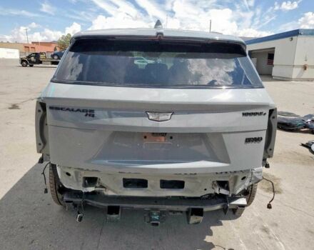 Серый Кадиллак Эскалейд, объемом двигателя 0 л и пробегом 1 тыс. км за 110000 $, фото 5 на Automoto.ua