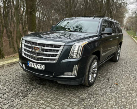 Серый Кадиллак Эскалейд, объемом двигателя 6.16 л и пробегом 176 тыс. км за 49500 $, фото 1 на Automoto.ua