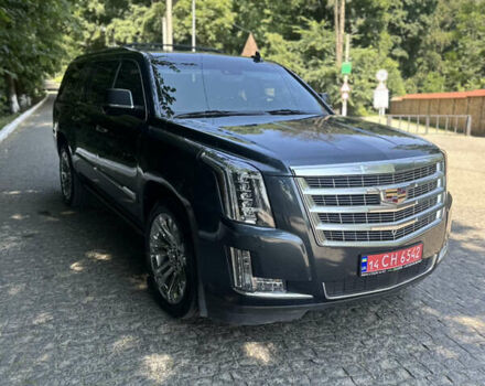 Синий Кадиллак Эскалейд, объемом двигателя 6.2 л и пробегом 174 тыс. км за 48500 $, фото 6 на Automoto.ua