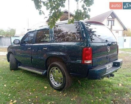 Зелений Каділак Ескалейд, об'ємом двигуна 6 л та пробігом 160 тис. км за 15000 $, фото 8 на Automoto.ua