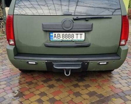 Зеленый Кадиллак Эскалейд, объемом двигателя 6.2 л и пробегом 252 тыс. км за 15000 $, фото 13 на Automoto.ua