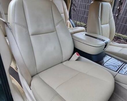 Зеленый Кадиллак Эскалейд, объемом двигателя 6.2 л и пробегом 252 тыс. км за 15000 $, фото 14 на Automoto.ua