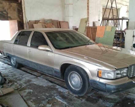 Бежевый Кадиллак Флитвуд, объемом двигателя 5.7 л и пробегом 80 тыс. км за 20000 $, фото 1 на Automoto.ua