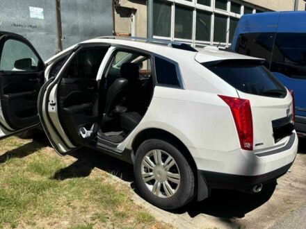 Каділак SRX 2015 у Луцьку на Automoto.ua Білий Каділак SRX, об'ємом двигуна 3.6 л та пробігом 140 тис. км за 13000 $, фото 1 на Automoto.ua