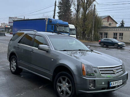 Каділак SRX 2004 у Вінниці на Automoto.ua Бежевий Каділак SRX, об'ємом двигуна 4.6 л та пробігом 340 тис. км за 5500 $, фото 1 на Automoto.ua