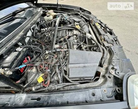 Чорний Каділак SRX, об'ємом двигуна 4.6 л та пробігом 287 тис. км за 6300 $, фото 41 на Automoto.ua