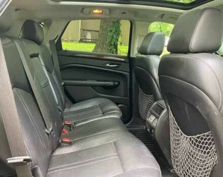 Чорний Каділак SRX, об'ємом двигуна 3.6 л та пробігом 64 тис. км за 3600 $, фото 12 на Automoto.ua