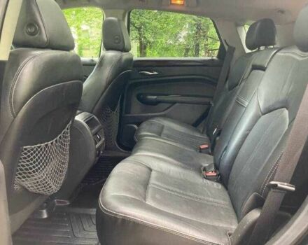 Чорний Каділак SRX, об'ємом двигуна 3.6 л та пробігом 64 тис. км за 3600 $, фото 11 на Automoto.ua