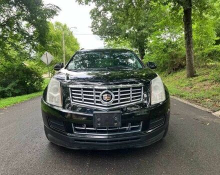 Чорний Каділак SRX, об'ємом двигуна 3.6 л та пробігом 64 тис. км за 3600 $, фото 7 на Automoto.ua